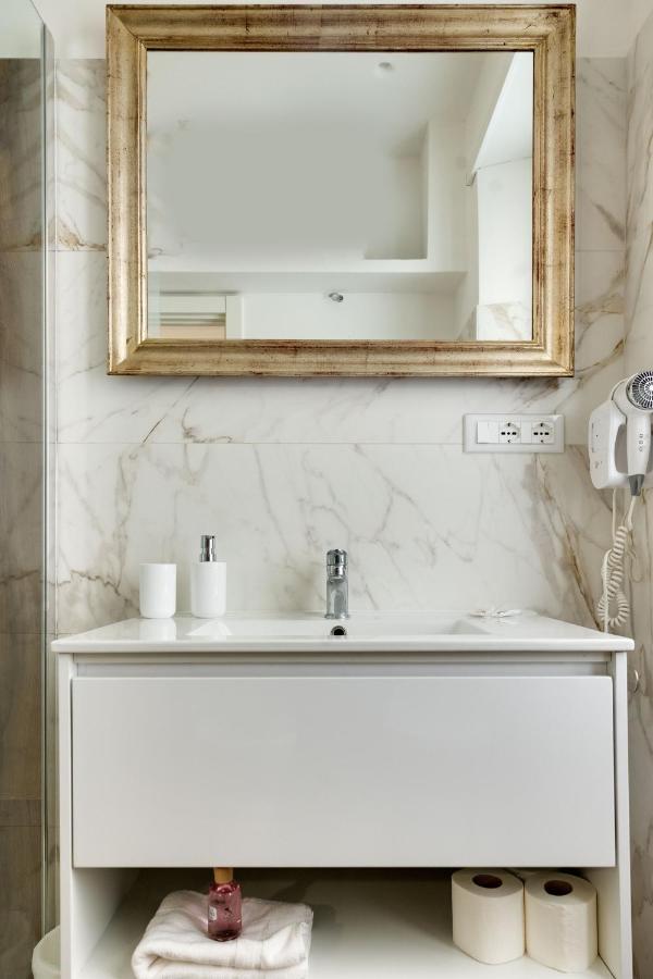 Clavdia Flat Monti Hotell Rom Exteriör bild